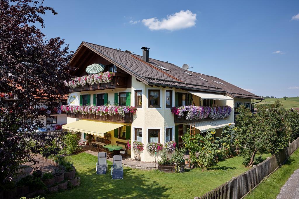 Gaestehaus Alpina Hotel Bad Kohlgrub Kültér fotó