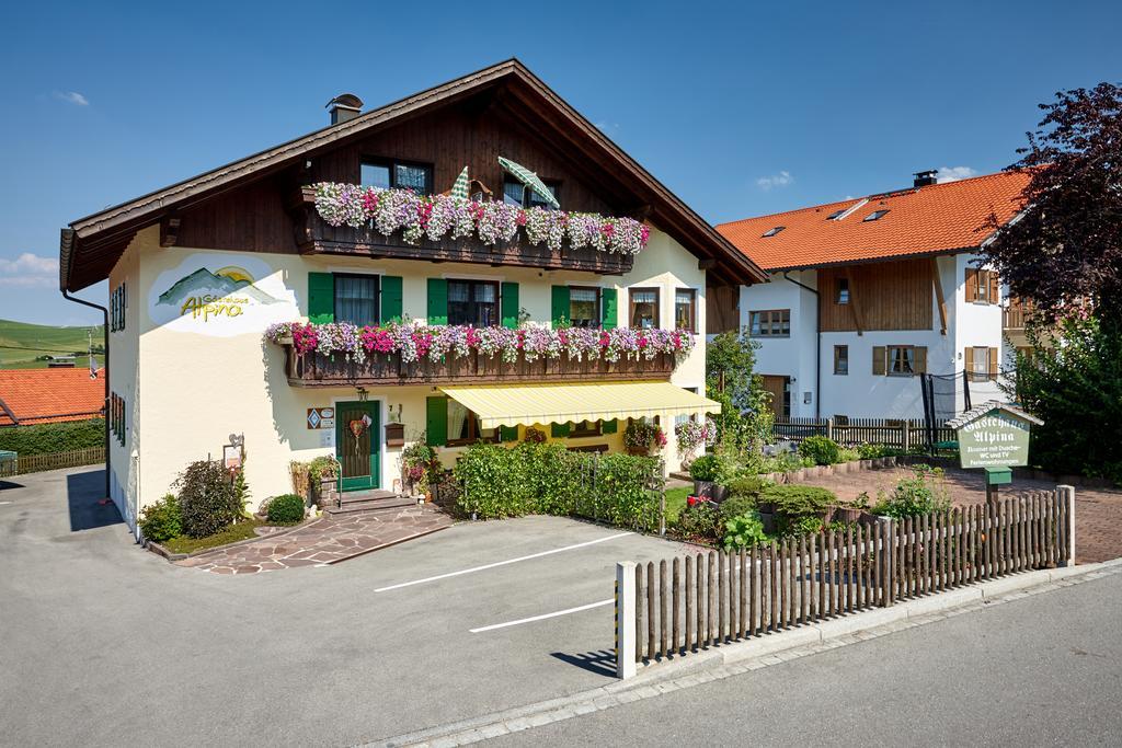 Gaestehaus Alpina Hotel Bad Kohlgrub Kültér fotó