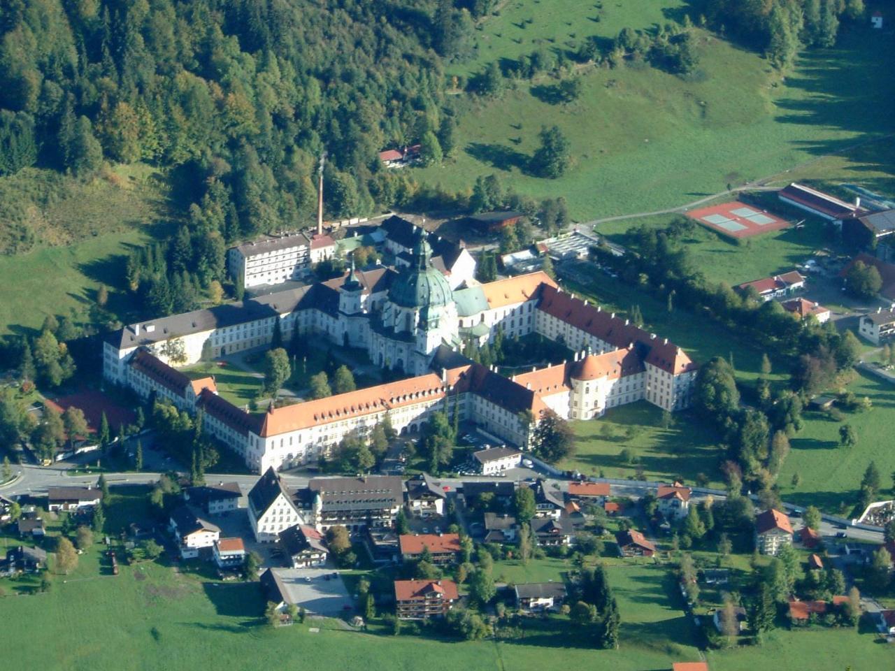 Gaestehaus Alpina Hotel Bad Kohlgrub Kültér fotó